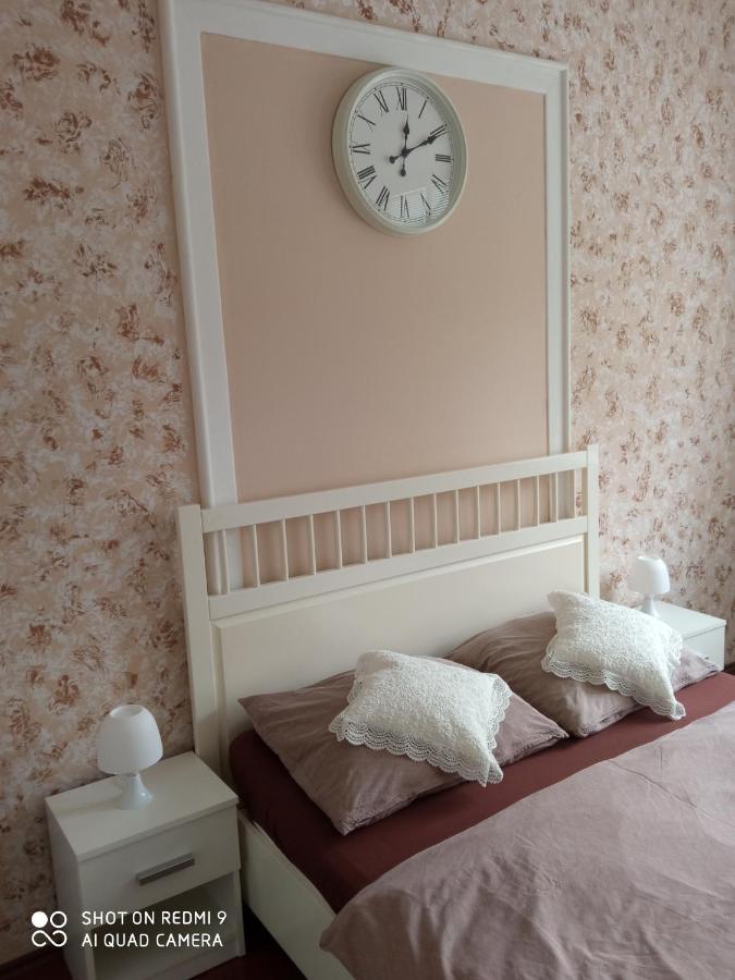 Ubytovani Na Spravnem Miste Znojmo Exterior foto